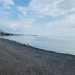Apartamento recién reformado a 300 metros de la playa, Benalmádena